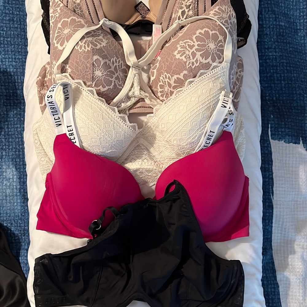Victoria’s Secret bras